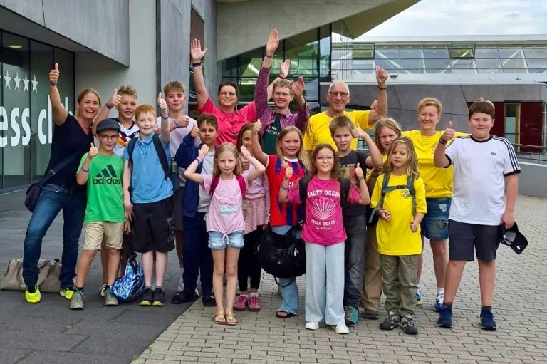 Ferienprogramm: Ausflug ins Erlebnisbad Fildorado